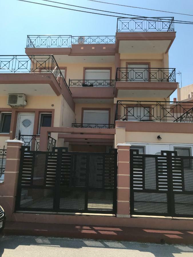 Maria Lux Apartments Volos Exterior foto